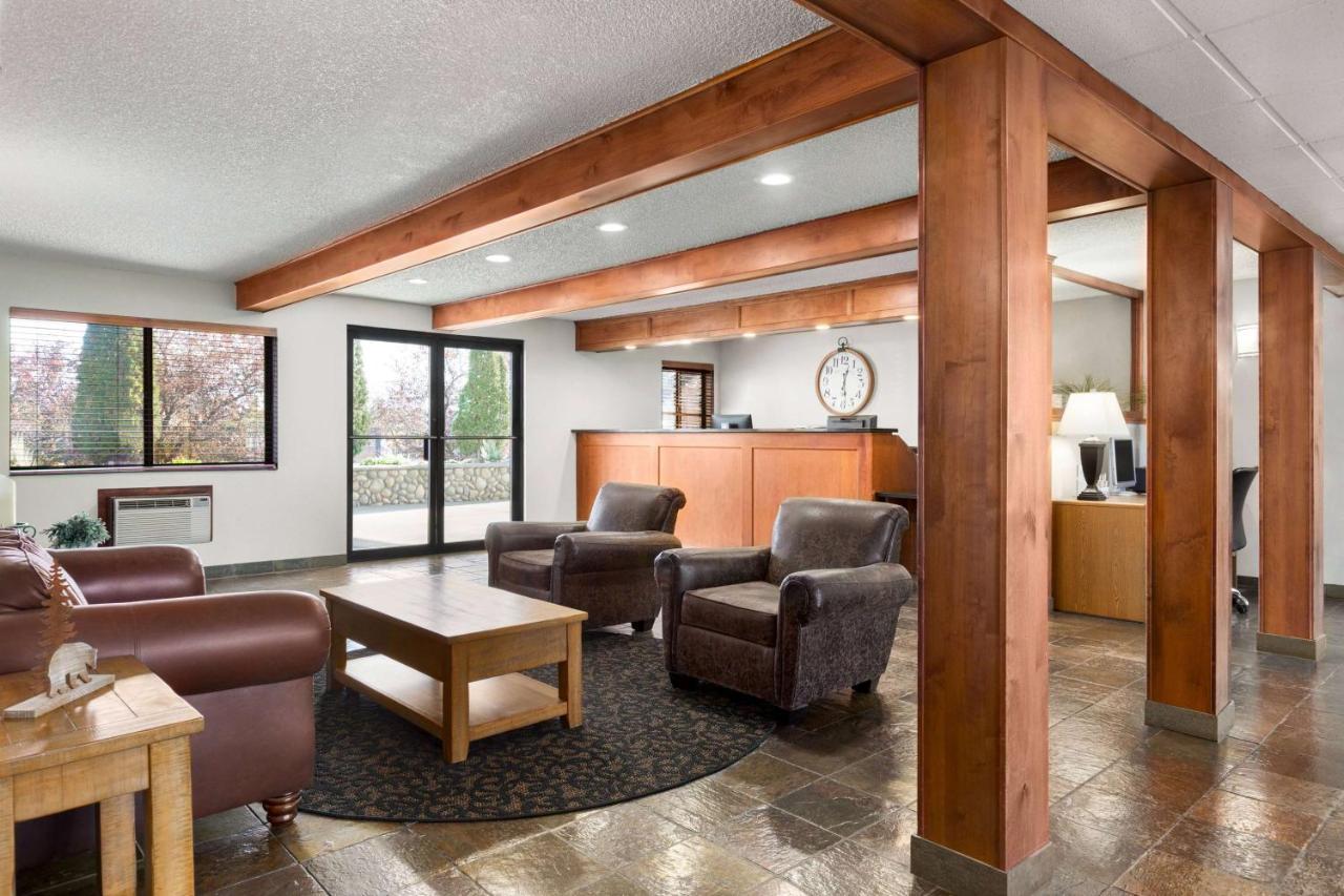 Baymont By Wyndham Whitefish Exterior foto